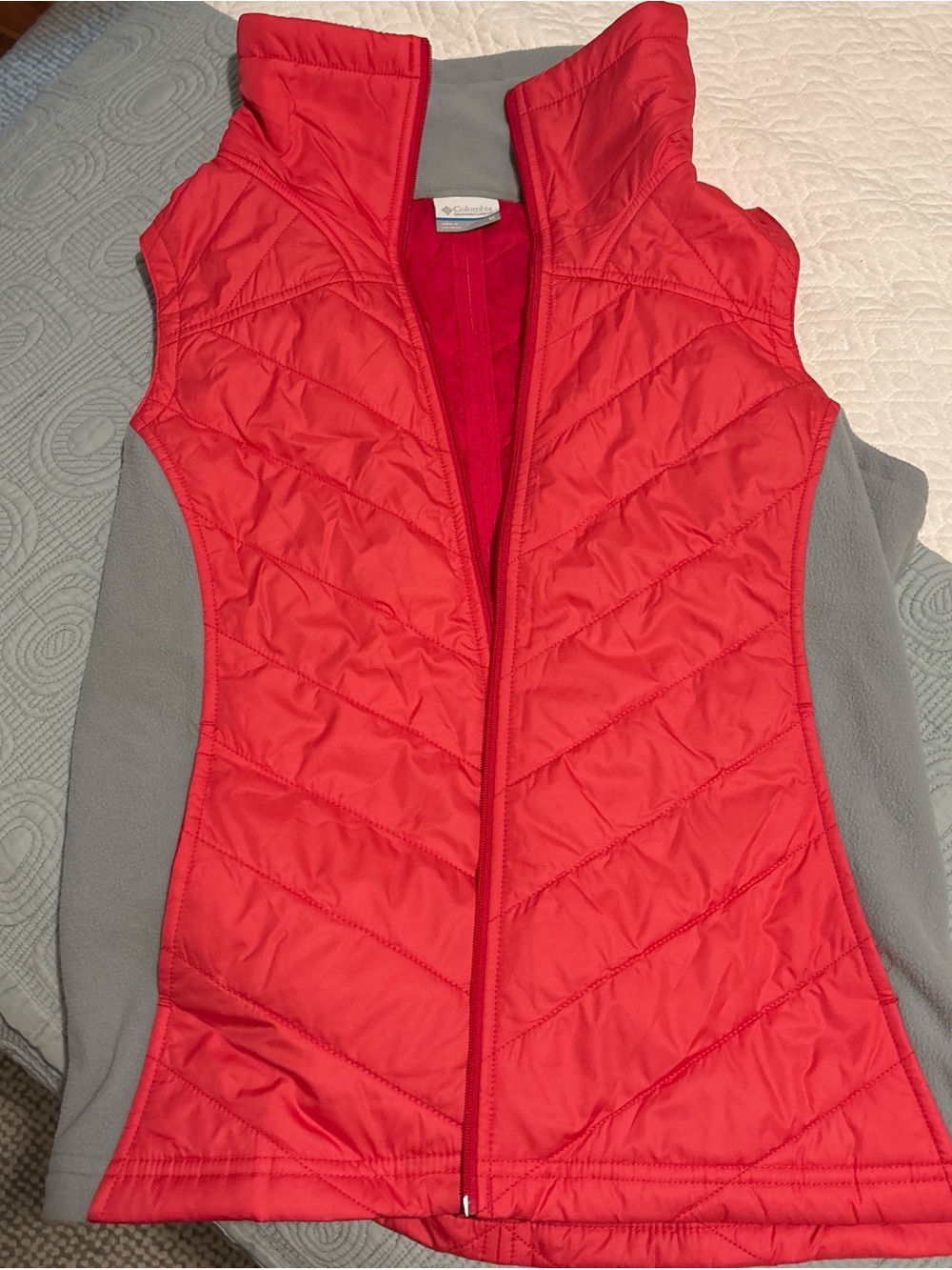 Columbia Women's Coral Quilted Vest with Gray Side Panels